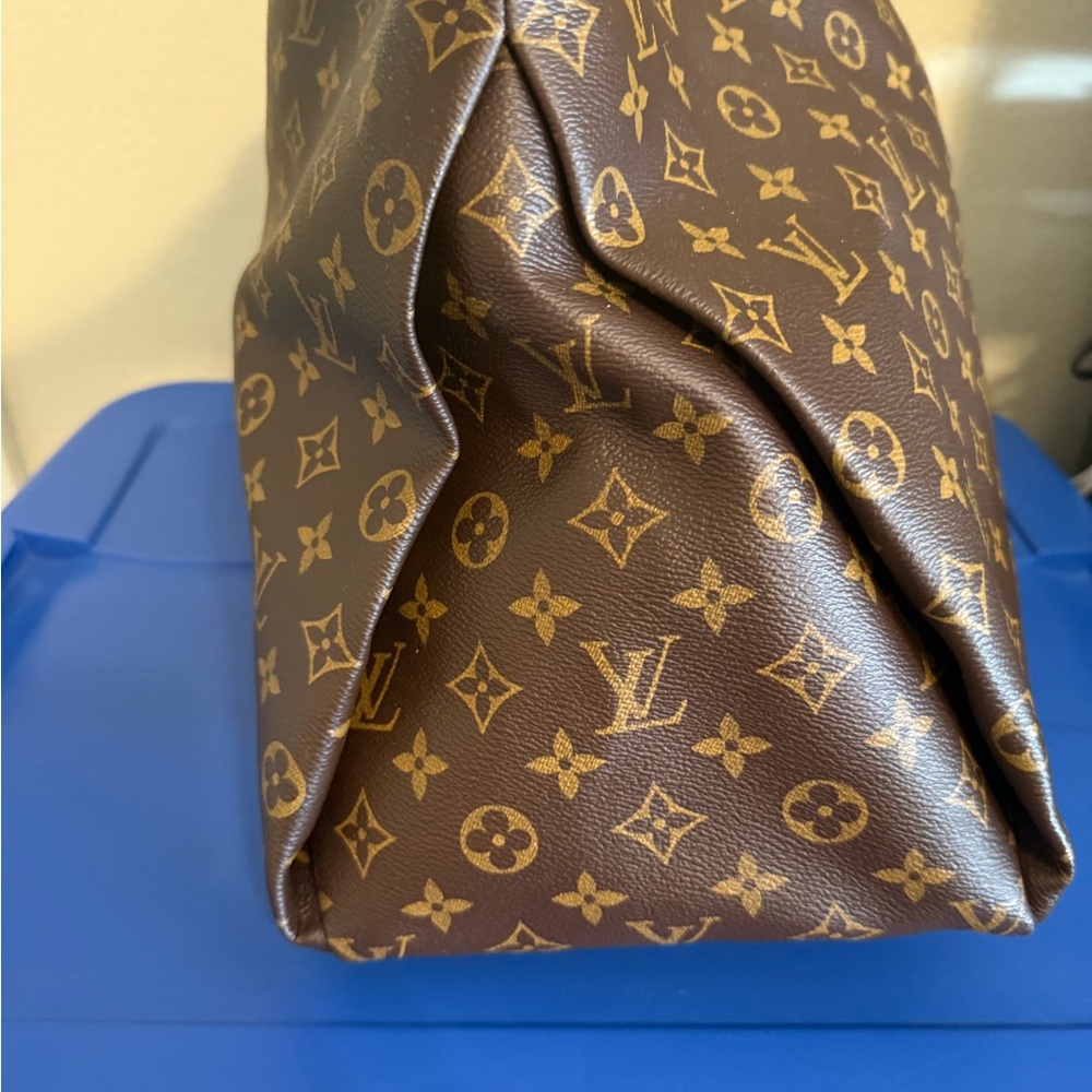 Louis Vuitton Artsy Brown Monogram Shoulder Bag with Natural Leather Trim - Picture 4 of 13
